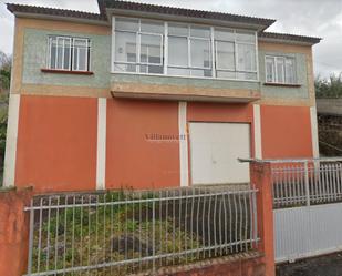 Vista exterior de Casa o xalet en venda en Vigo  amb Jardí privat, Traster i Balcó