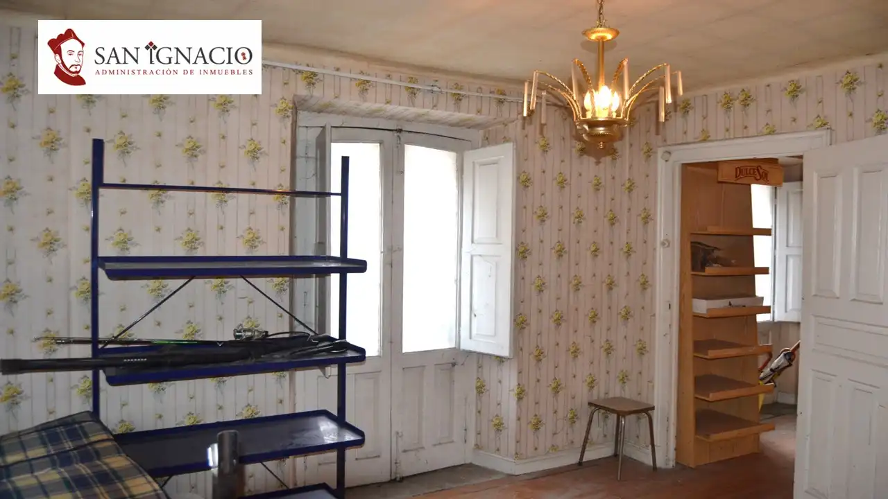 Habitación de Casa o chalet en venta en Villarcayo de Merindad de Castilla la Vieja
