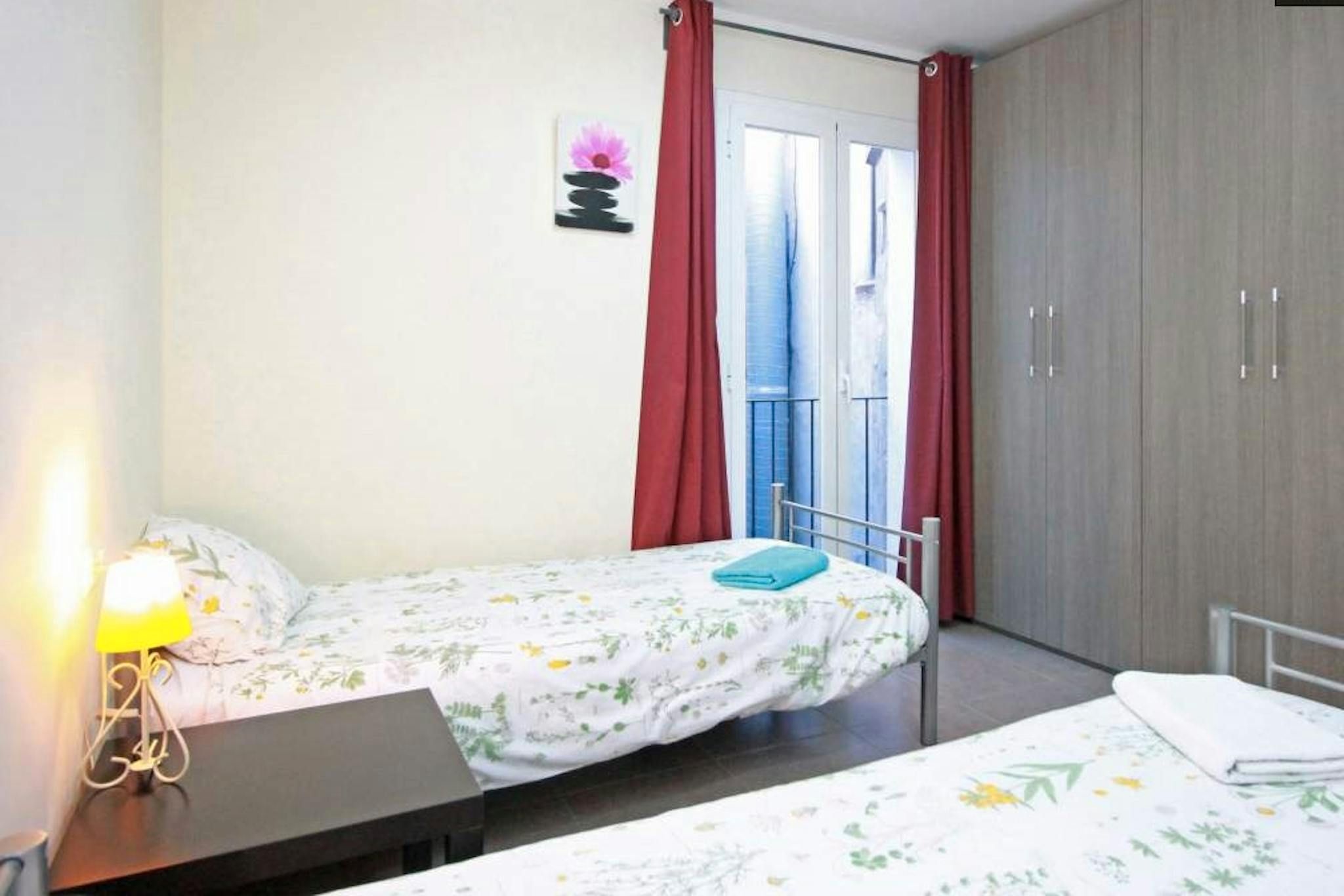 Dormitori de Pis per a compartir en  Barcelona Capital amb Aire condicionat, Calefacció i Moblat