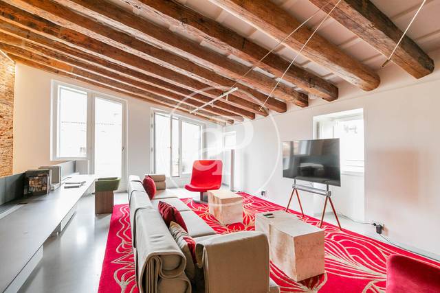 Piso en Alquiler en Plaça de Sant Just en Barri Gòtic