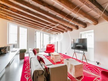 Flat with balcony to rent in Plaça de Sant Just