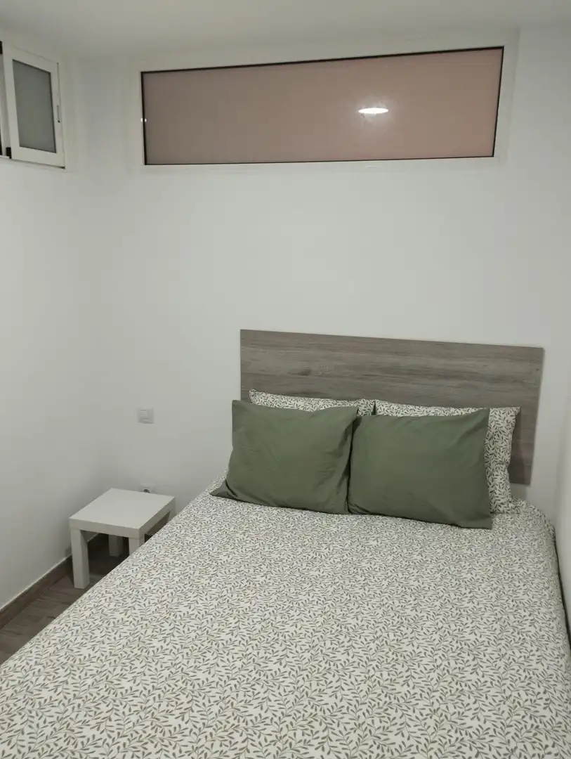 Schlafzimmer von Wohnungen zur Miete in Las Palmas de Gran Canaria mit Klimaanlage, Terrasse und Möbliert