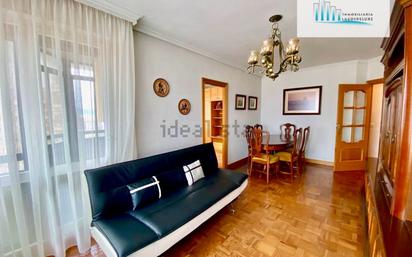 Wohnzimmer von Wohnung zum verkauf in  Pamplona / Iruña mit Terrasse und Balkon