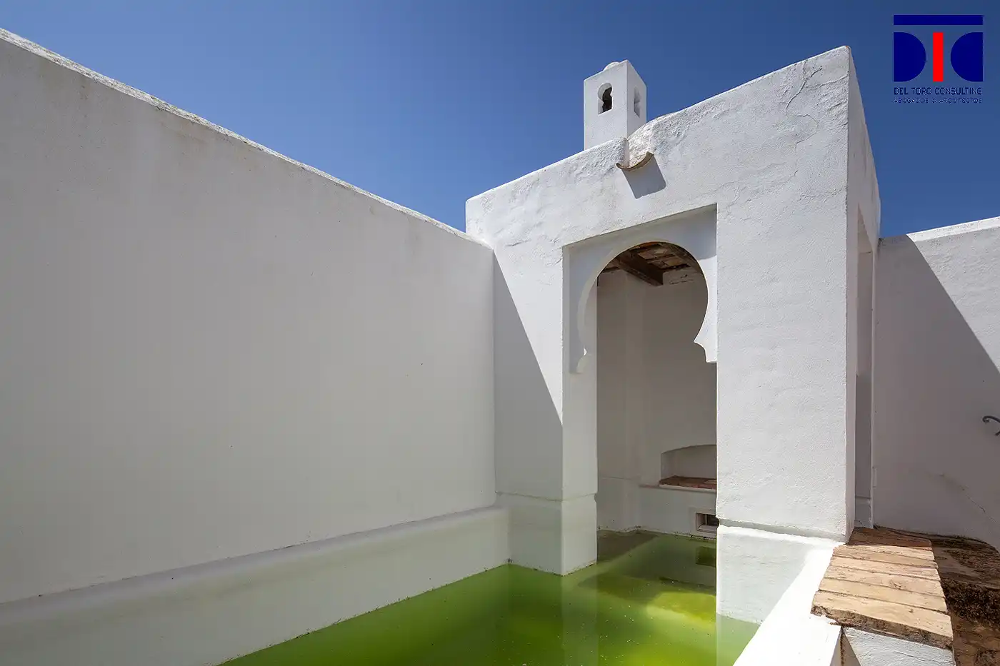 Piscina de Finca rústica en venta en Carmona con Aire acondicionado, Calefacción y Jardín privado