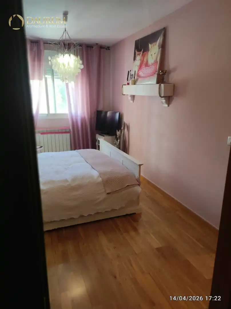 Habitación de Piso en venta en Madrid con Aire acondicionado, Calefacción y Trastero