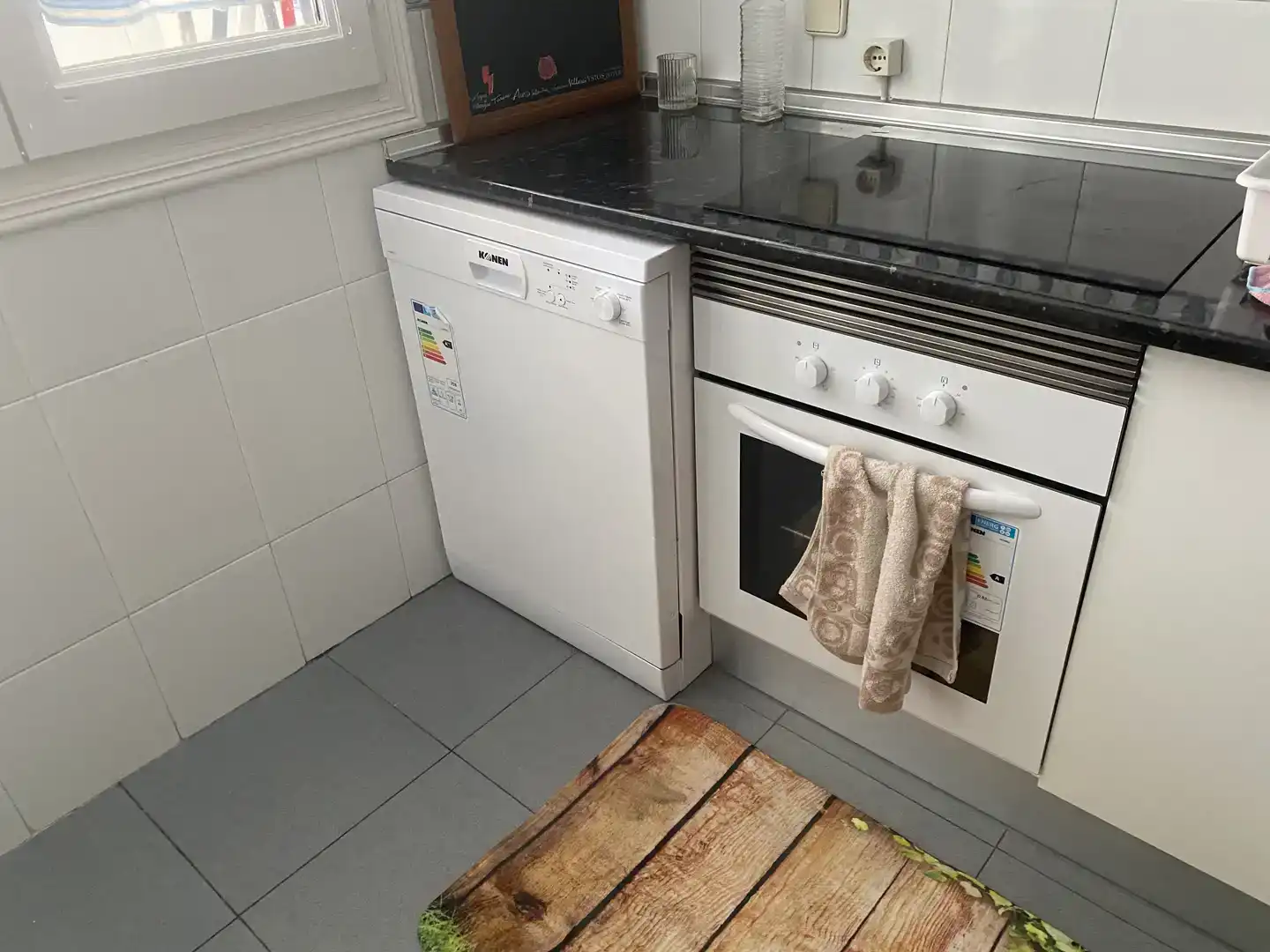 Küche von Wohnung zur Miete in Aranjuez mit Klimaanlage, Parkett und Möbliert