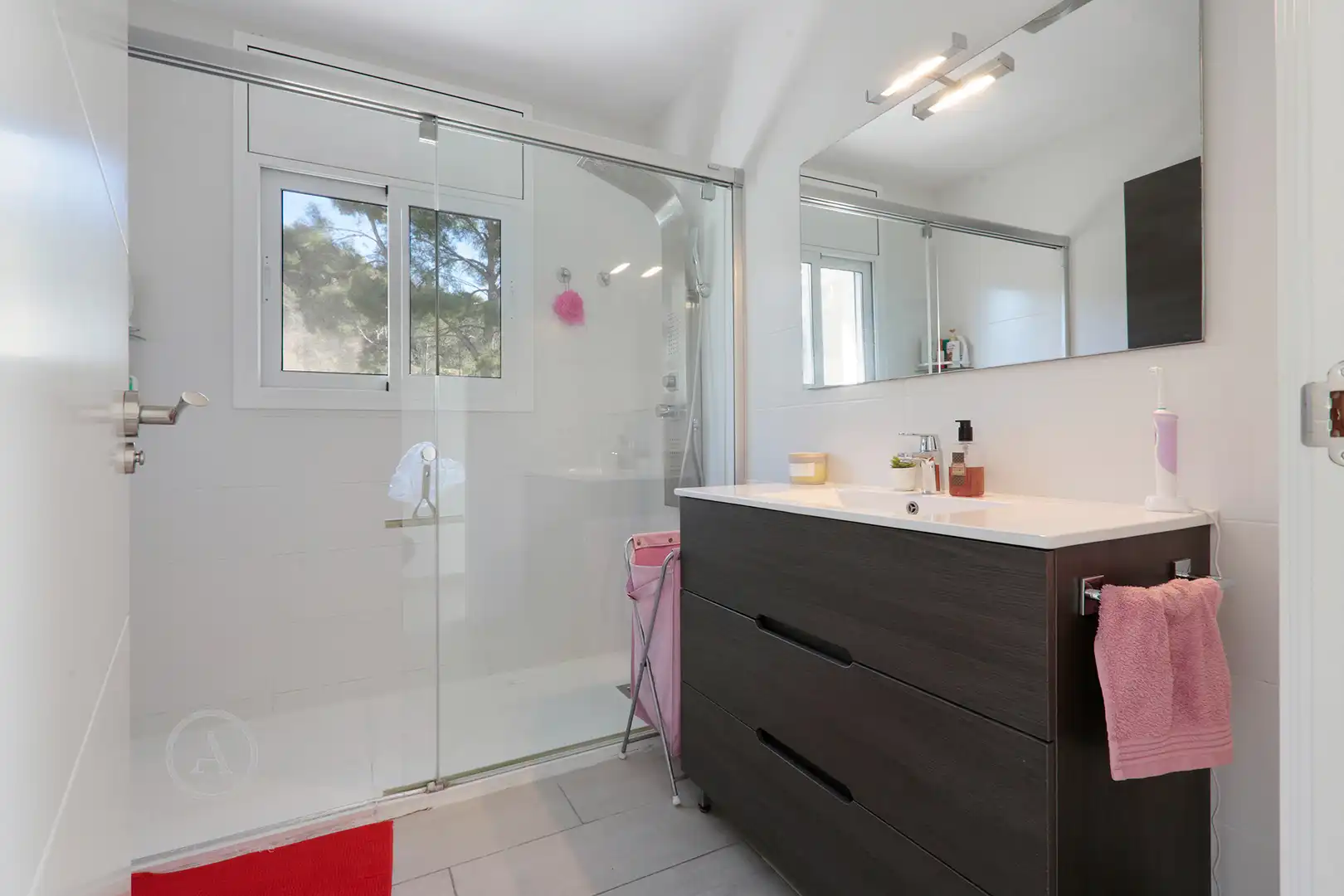 Baño de Casa o chalet en venta en Castelldefels con Aire acondicionado, Jardín privado y Terraza