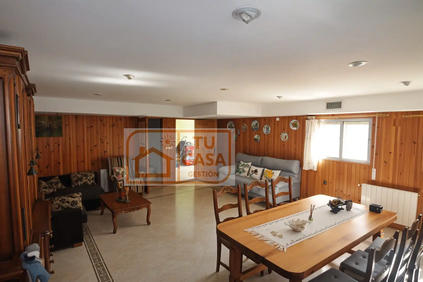 Terraced house with terrace for sale in Calle Carolina Coronado, imagen 7