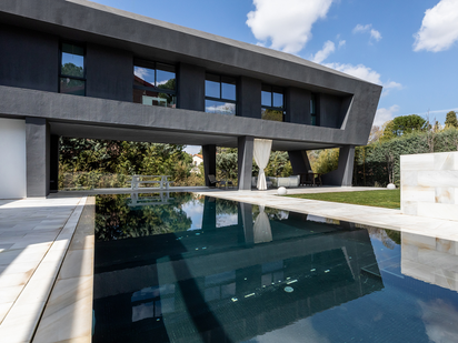 Exterior view of House or chalet for sale in Boadilla del Monte  with Air Conditioner, Private garden and Terrace