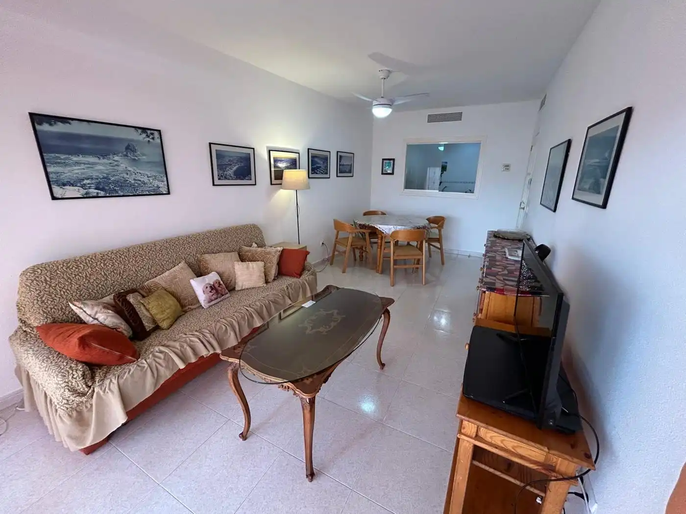 Apartamento con piscina en venta en Calle Dinamarca, imagen 3