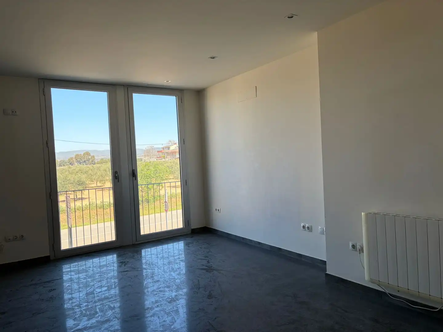 Habitación de Casa o chalet en venta en Santa Margarida I Els Monjos con Terraza y Balcón