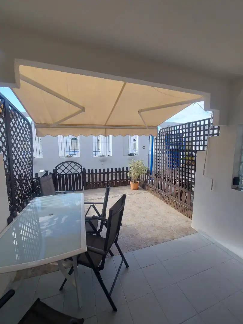 Bungalow avec terrasse à vendre à Avenida Touroperador Neckermann 3, imagen 4