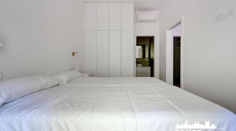 Foto 2 de Piso de alquiler en Área Romántica, Donostia - San Sebastián