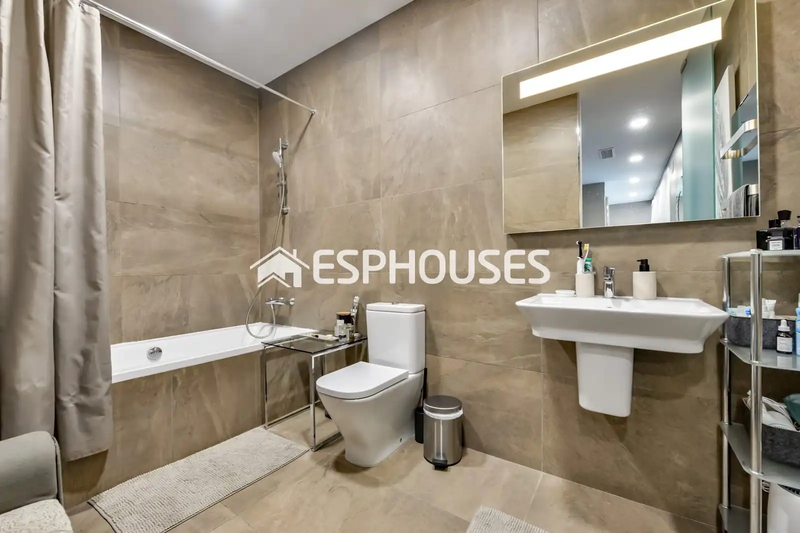 Baño de Casa o chalet en venta en Finestrat con Aire acondicionado, Calefacción y Piscina