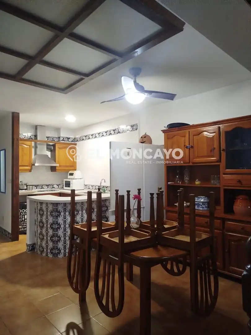 Cuina de Casa adosada en venda en Guardamar del Segura amb Terrassa, Traster i Moblat