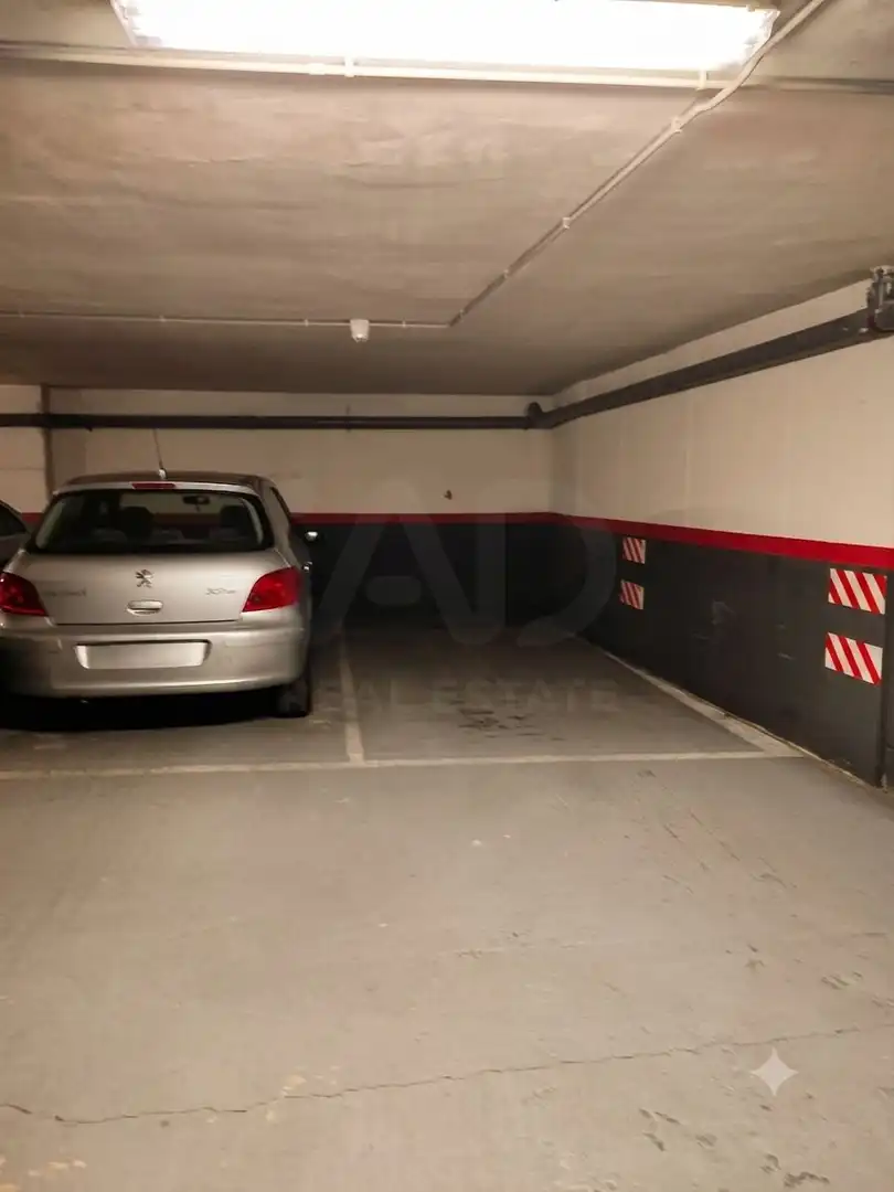 Parking de Garaje en venta en León Capital 