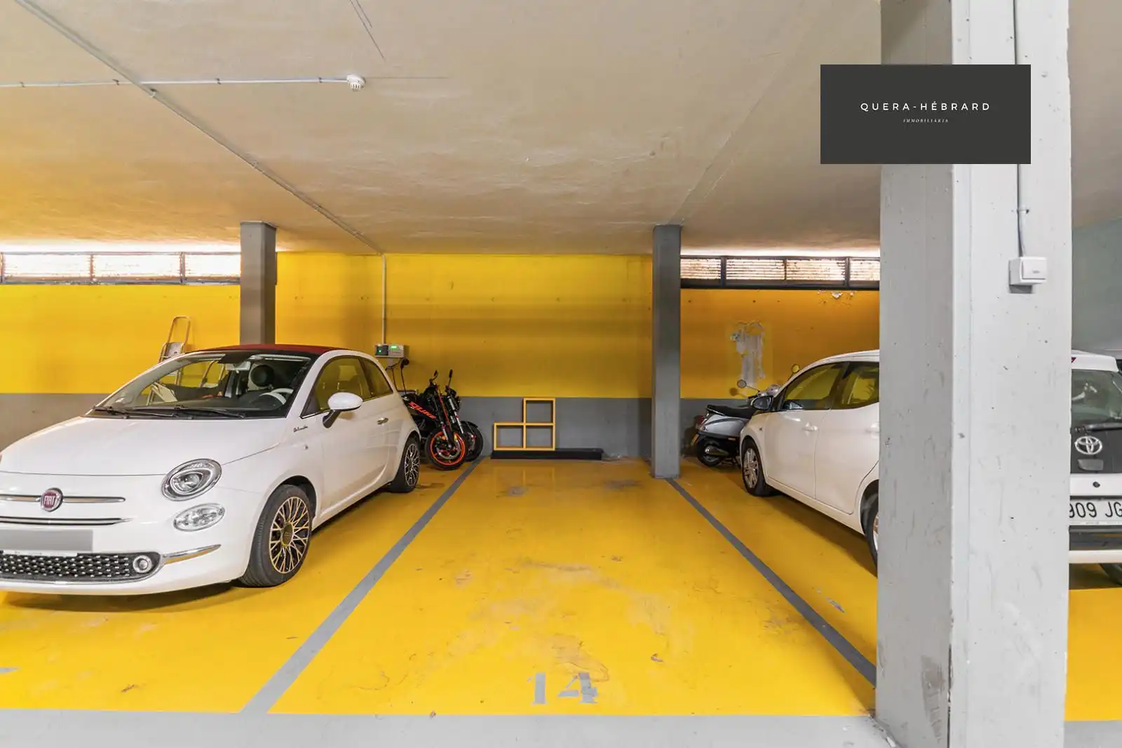 Flat for sale in Camí dels Capellans, Ametllers - Poble-Sec