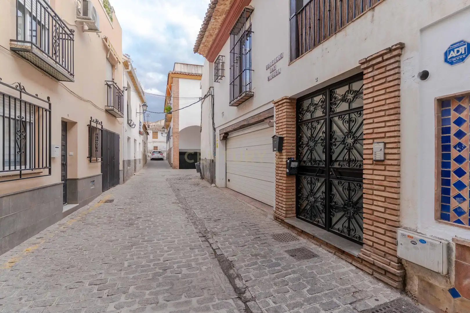 Exterior view of Apartments for sale in La Zubia Ciudad