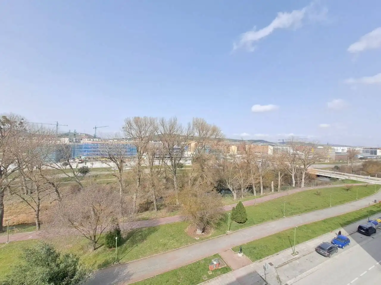 Vista exterior de Pis en venda en Burgos amb Calefacció, Parquet i Terrassa