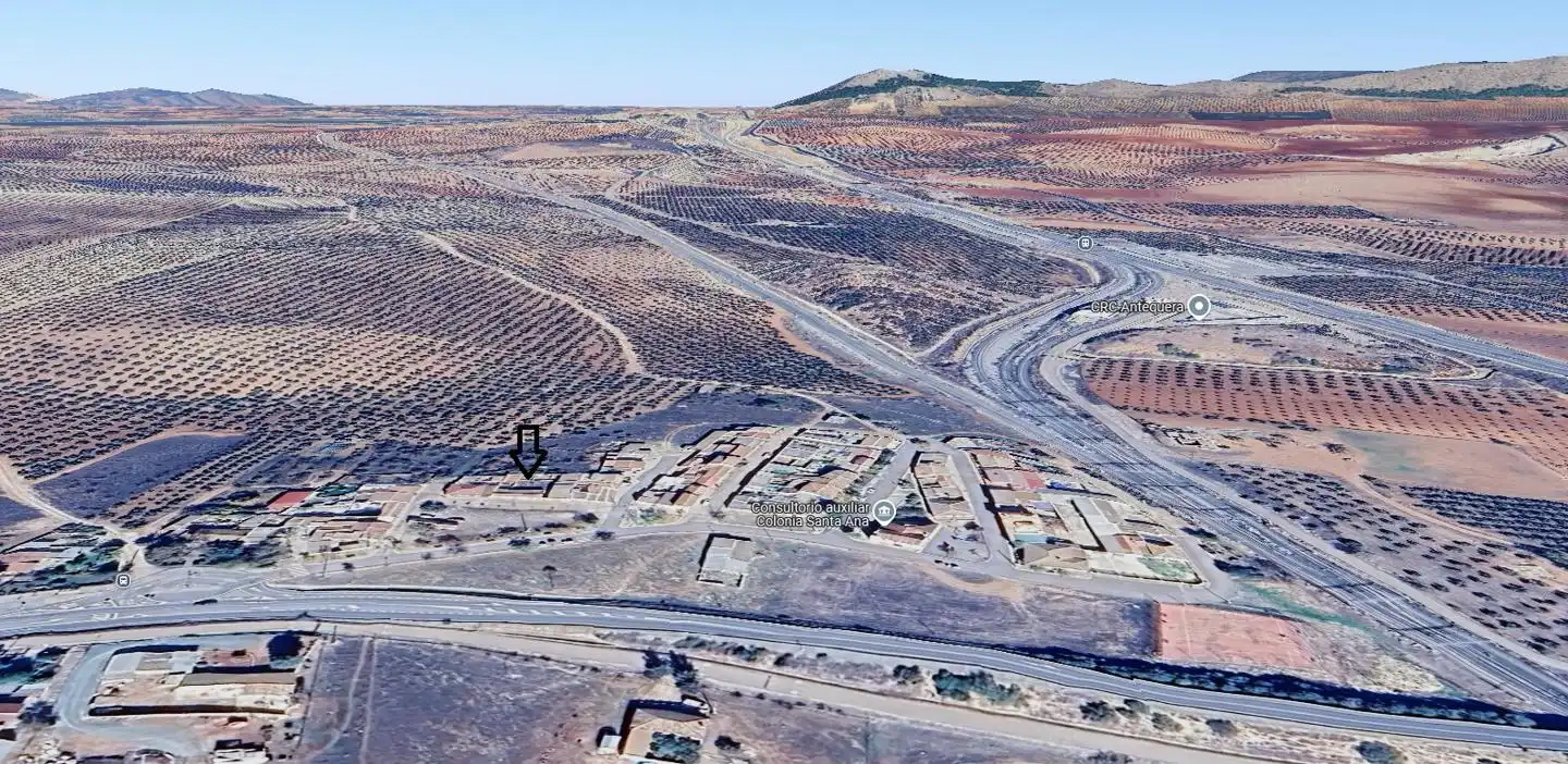 Vista exterior de Casa o xalet en venda en Antequera amb Jardí privat i Traster