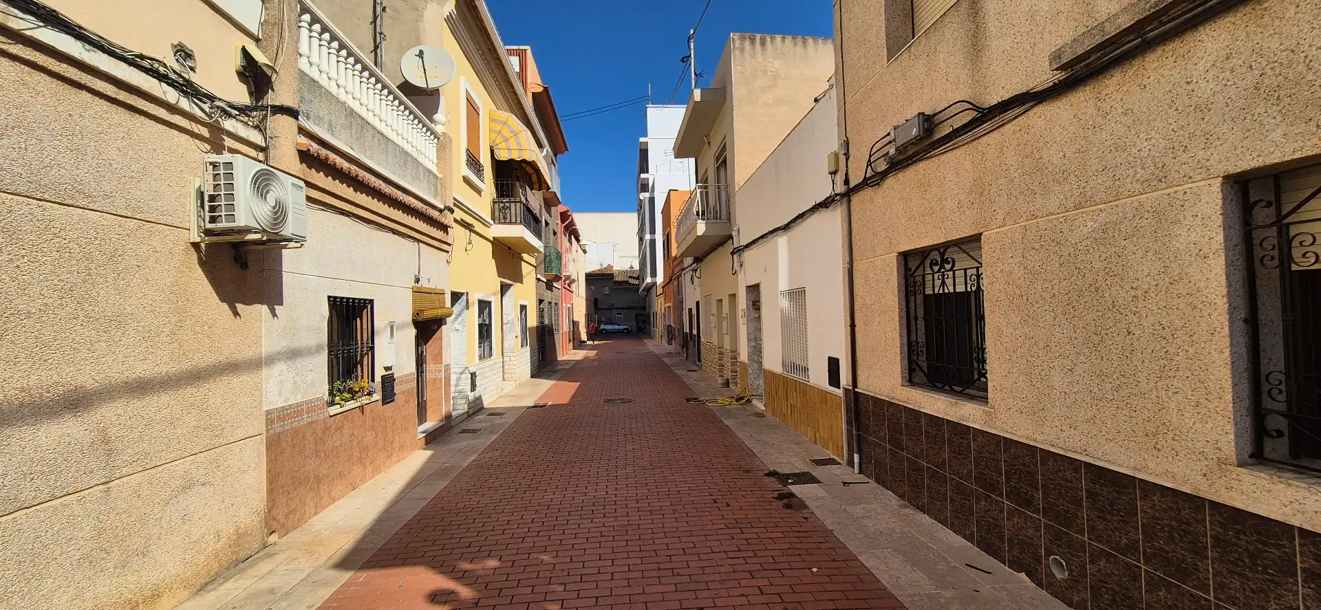 Vista exterior de Casa o xalet en venda en Gandia amb Terrassa i Moblat