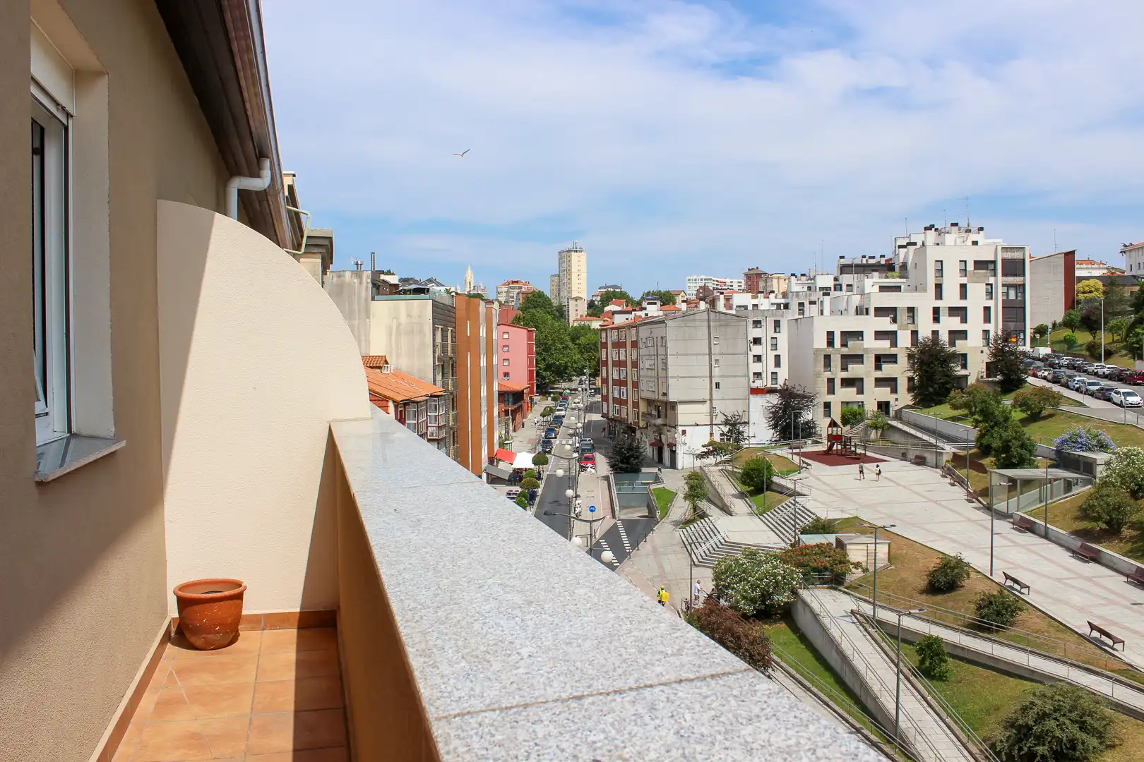 Vista exterior de Pis en venda en Santander amb Calefacció, Parquet i Balcó