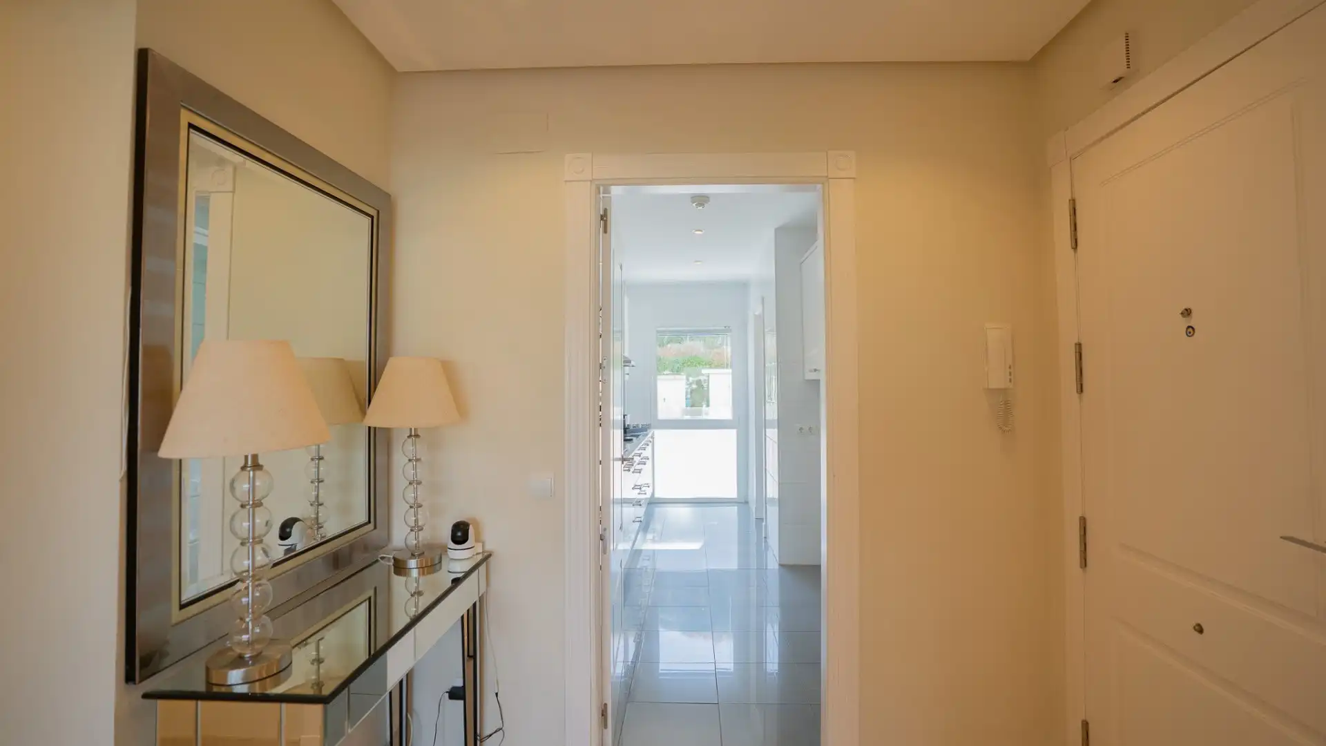 Ground floor for rent in Las Brisas