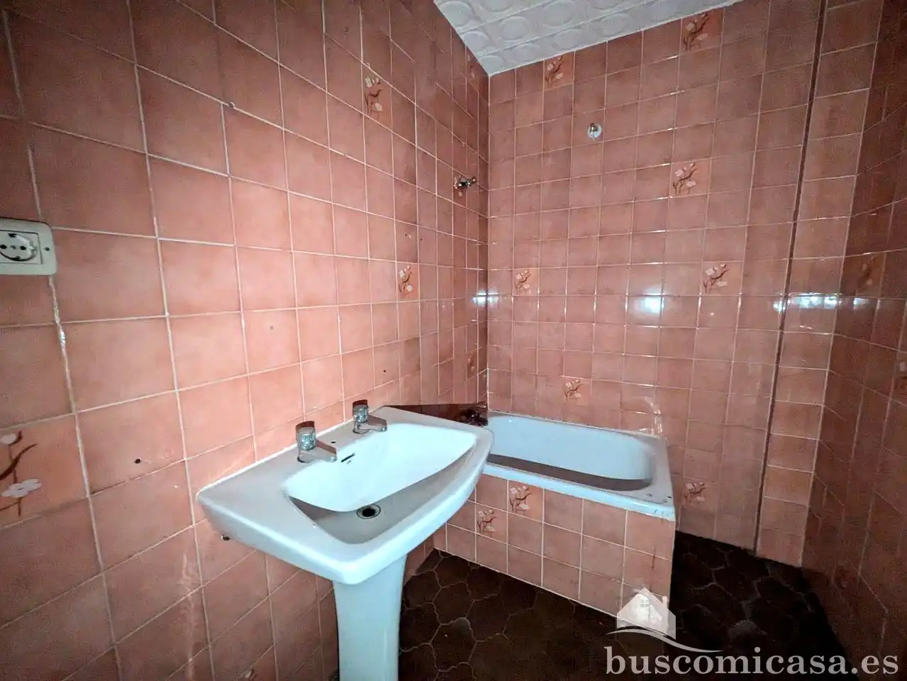 Baño de Piso en venta en La Carolina con Balcón