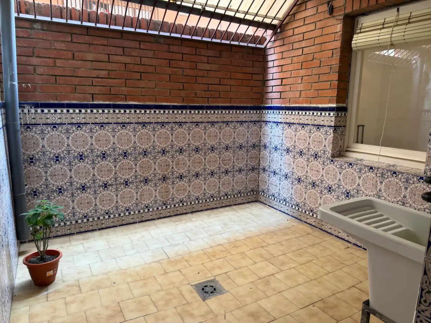 Balcony of Ground floor for sale in Cerdanyola