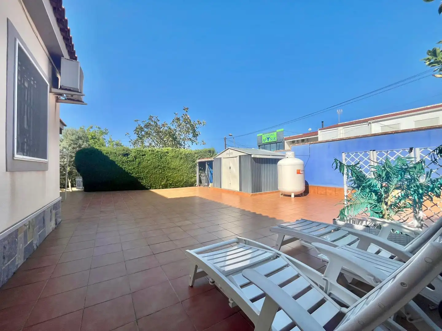 Terrassa de Casa o xalet en venda en Torrevieja amb Aire condicionat, Calefacció i Jardí privat