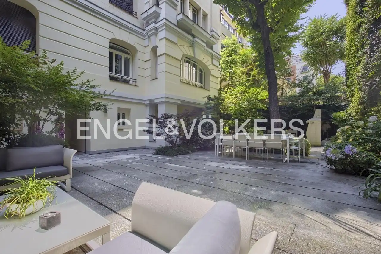 Terraza de Piso de alquiler en Madrid con Aire acondicionado, Calefacción y Jardín privado