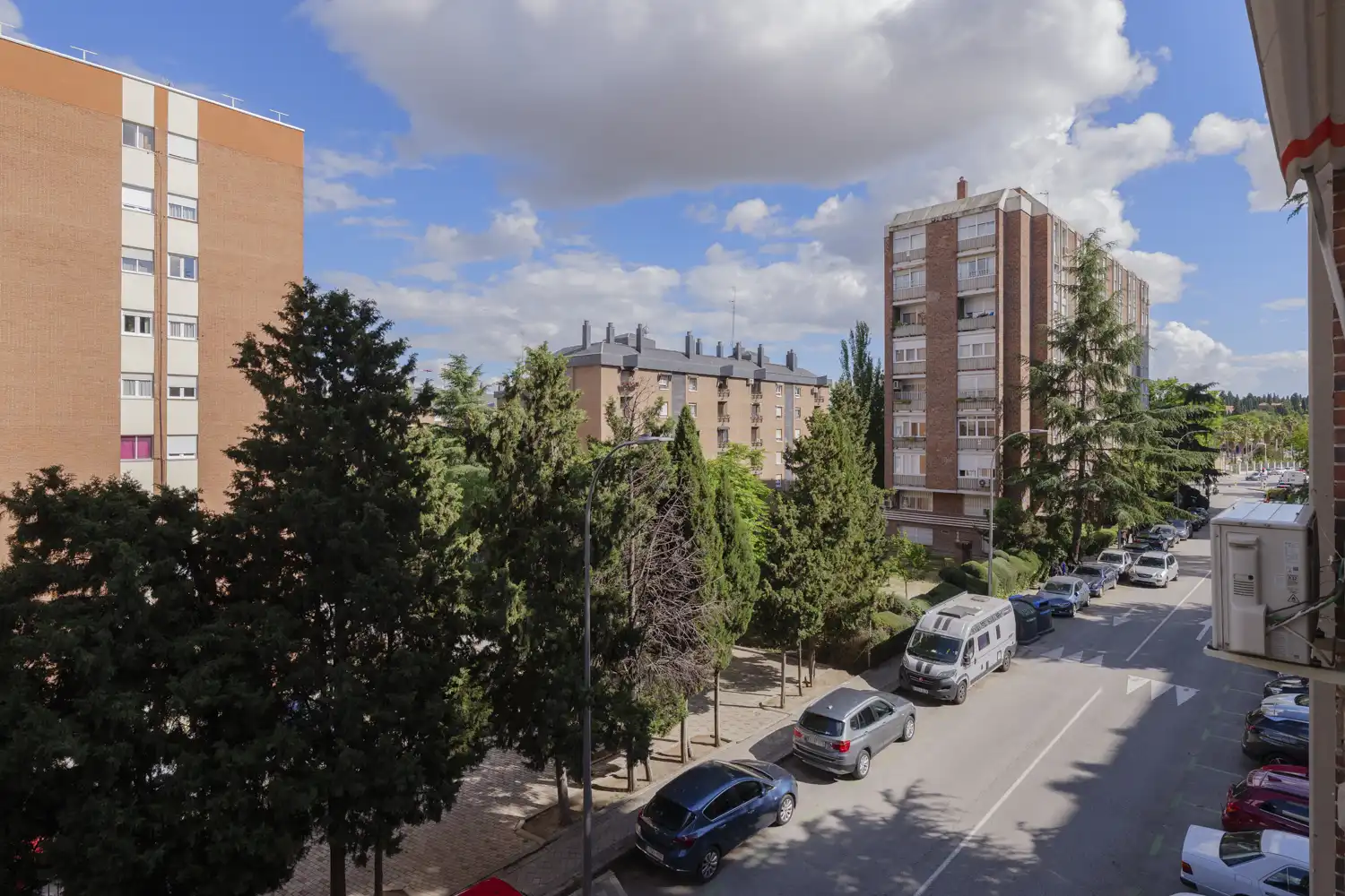 Vista exterior de Piso en venta en Madrid con Calefacción y Terraza