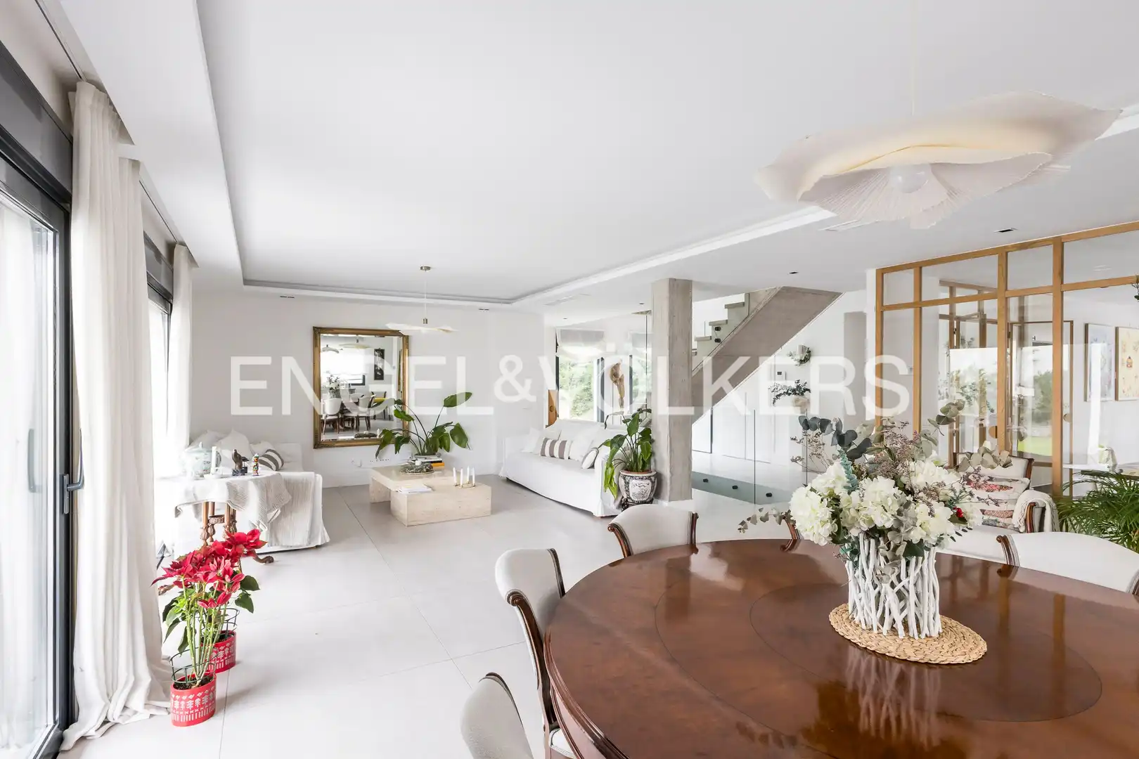 Sala d'estar de Casa o xalet de lloguer en Madrid amb Aire condicionat, Calefacció i Jardí privat