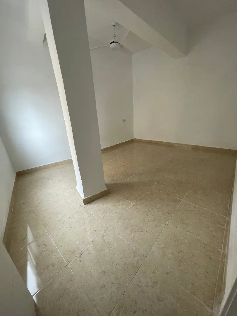Flat for rent in Avenida de la Industria, 38, Centro