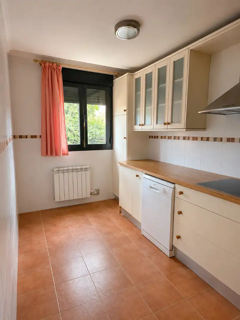 Kitchen of Detached homes for sale in Renedo de Esgueva  with Heating, Private garden and Terrace