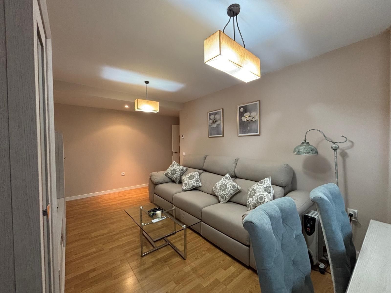 Living room of Flat for sale in Cáceres Capital  with Air Conditioner, Heating and Furnished