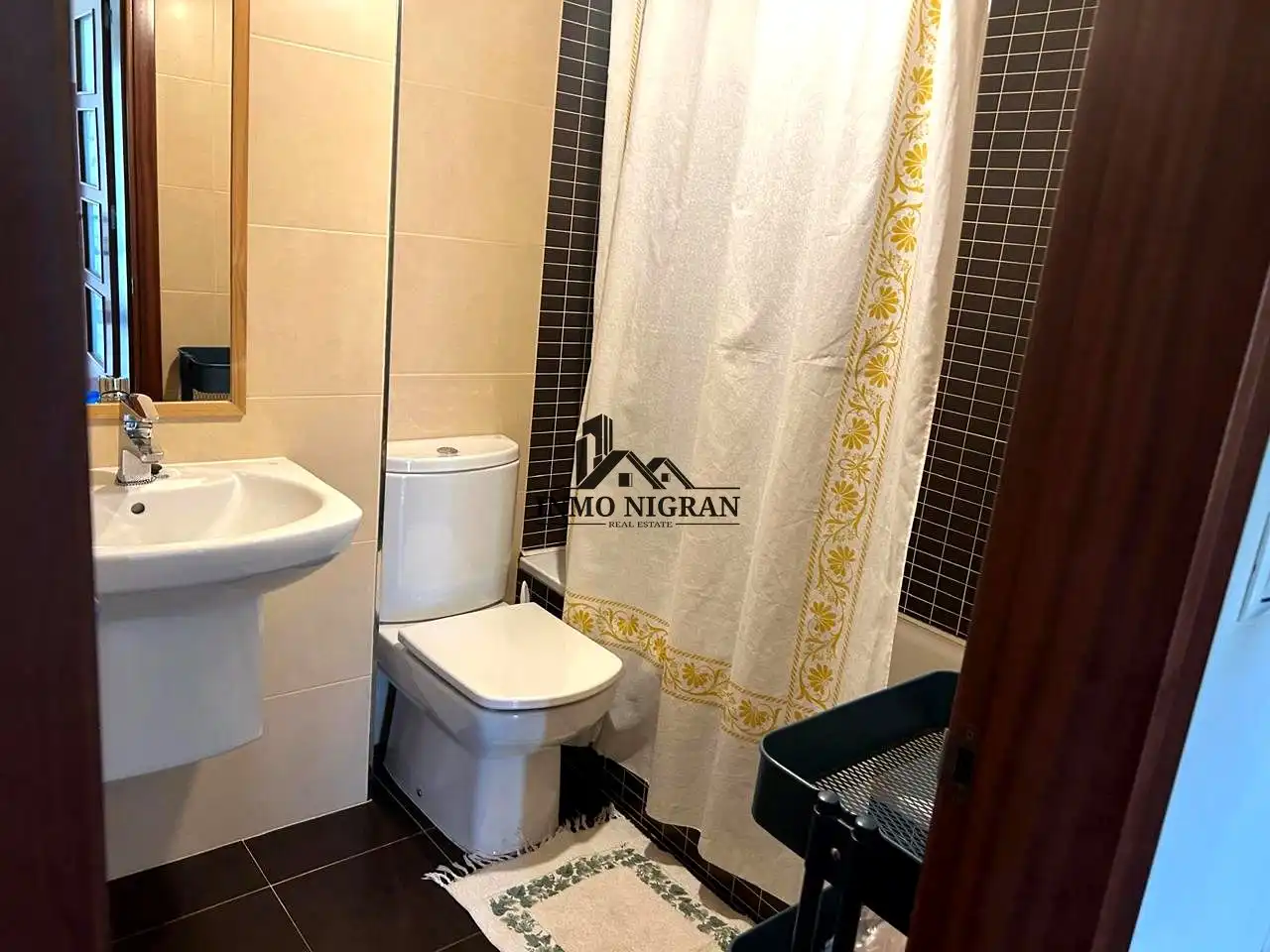 Bathroom of Flat for rent in Gondomar  with Furnished