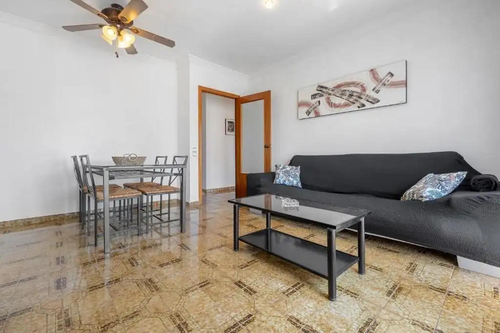 Sala de estar de Piso en venta en La Ràpita con Balcón