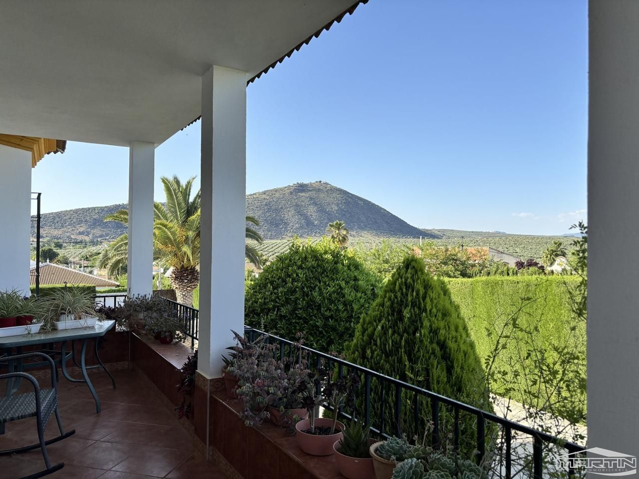 Vista exterior de Casa o xalet en venda en Lucena amb Aire condicionat, Terrassa i Traster
