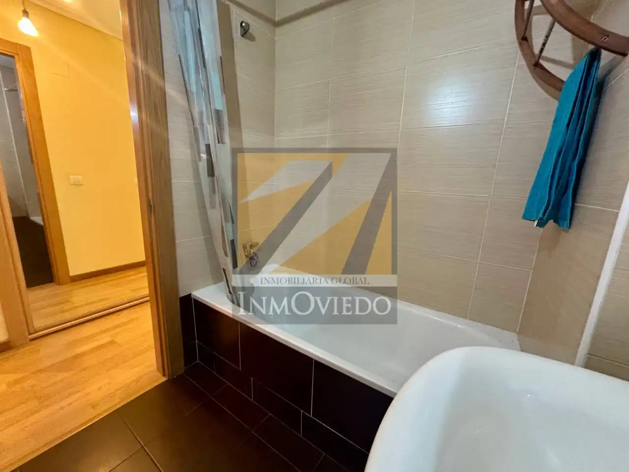 Badezimmer von Wohnung zum Verkauf in Oviedo  mit Heizung und Abstellraum