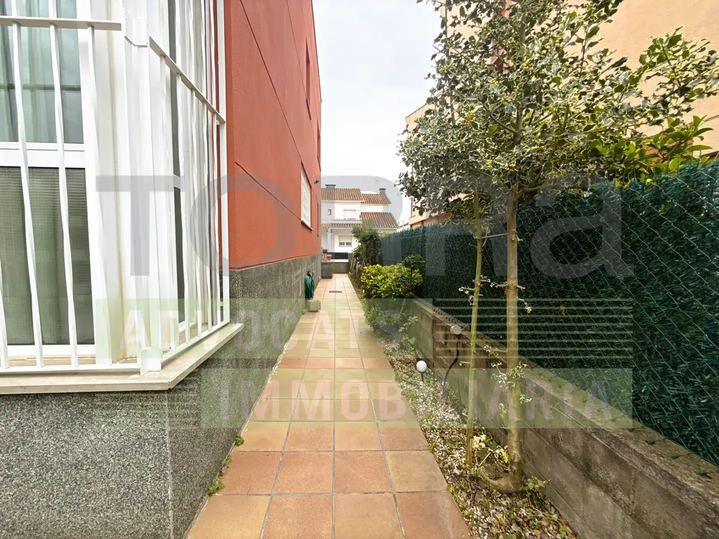 Casa pareada con terraza en venta en Carrer de Josep Tarradellas, imagen 17