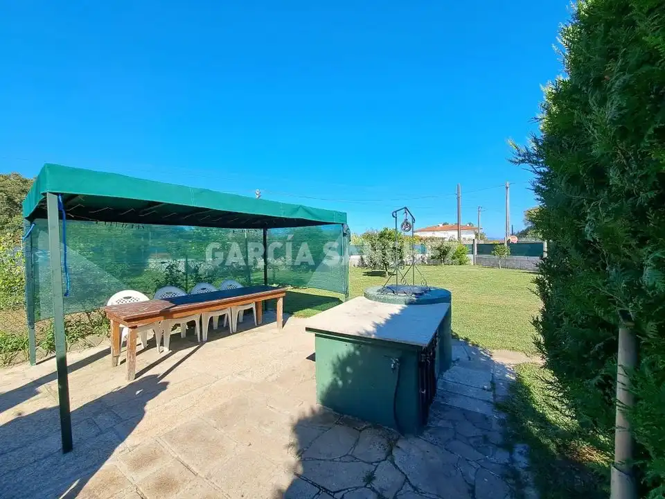 Garden of Land for sale in Boiro