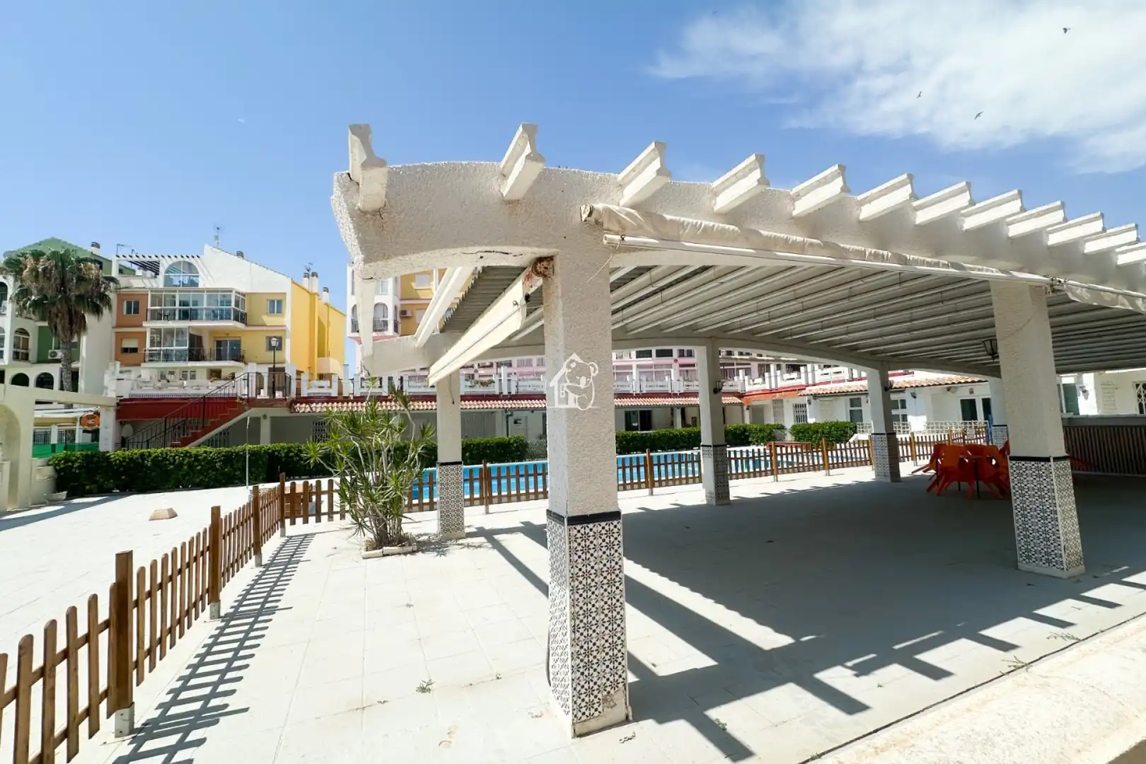 Vista exterior de Apartament en venda en Torrevieja amb Aire condicionat, Traster i Moblat