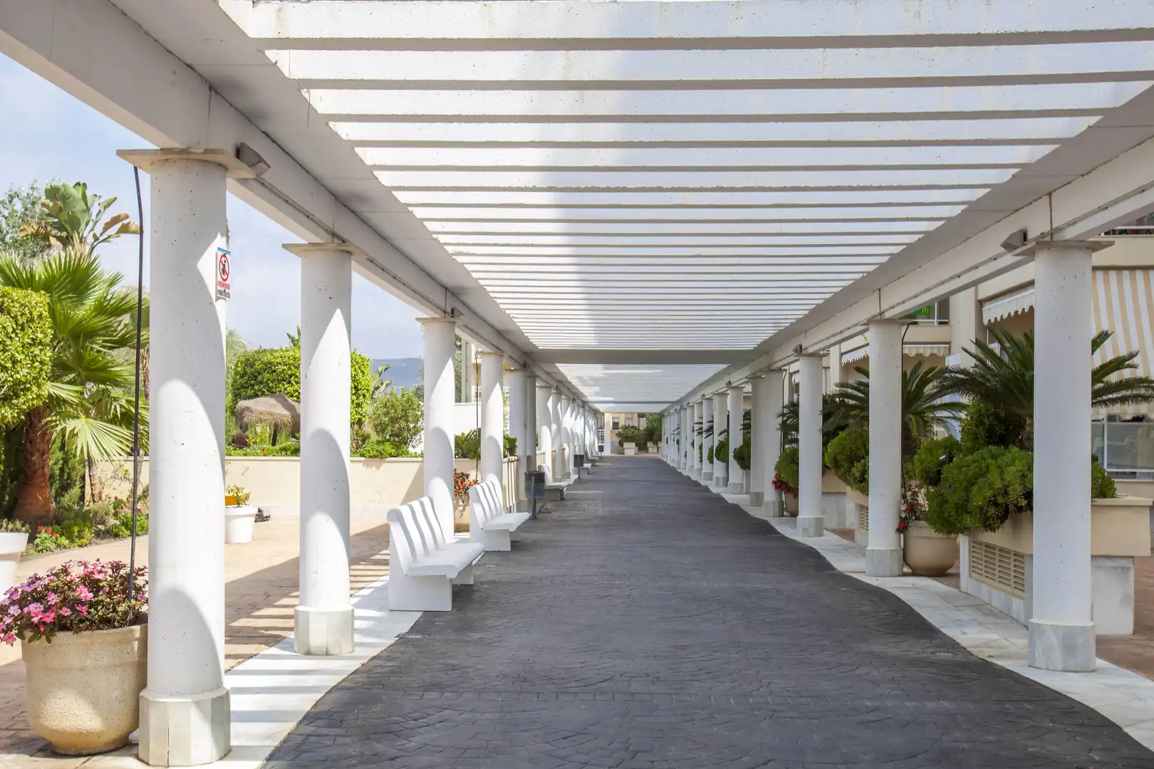 Ático en venta en Motril con Terraza, Balcón y Piscina comunitaria