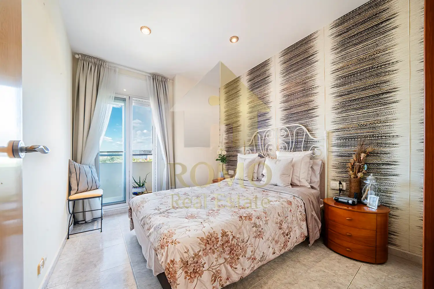 Flat with terrace for sale in Carrer de Ramoneda, imagen 16