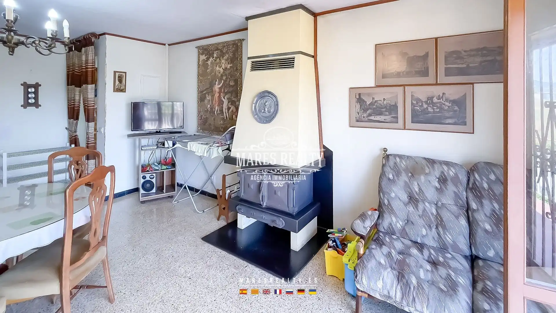 Wohnzimmer von Haus oder Chalet zum Verkauf in Lloret de Mar mit Klimaanlage, Heizung und Privatgarten