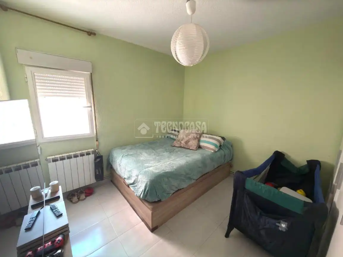 Schlafzimmer von Wohnung zum Verkauf in Madrid mit Klimaanlage und Heizung