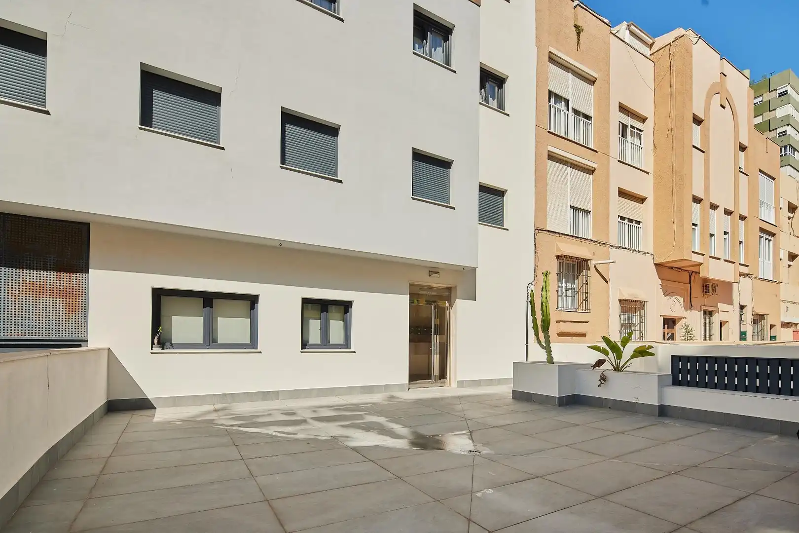 Vista exterior de Dúplex en venta en Cádiz con Aire acondicionado y Trastero