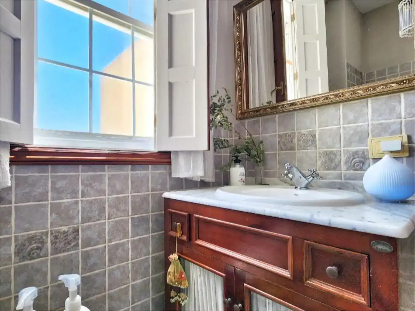 Baño de Piso en venta en Arona con Jardín privado, Trastero y Amueblado