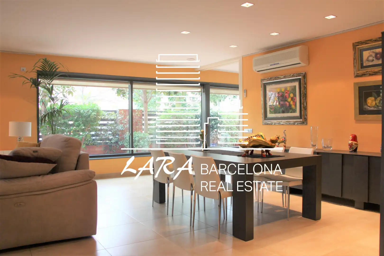 Vista exterior de Casa o chalet de alquiler con opción a compra en Viladecans con Aire acondicionado, Calefacción y Jardín privado